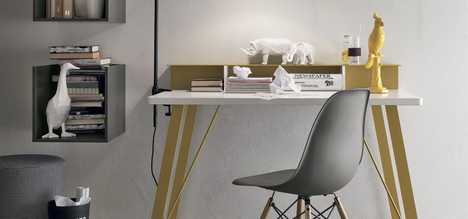 Bureau sur mesure aménagé par Atelier Rivage